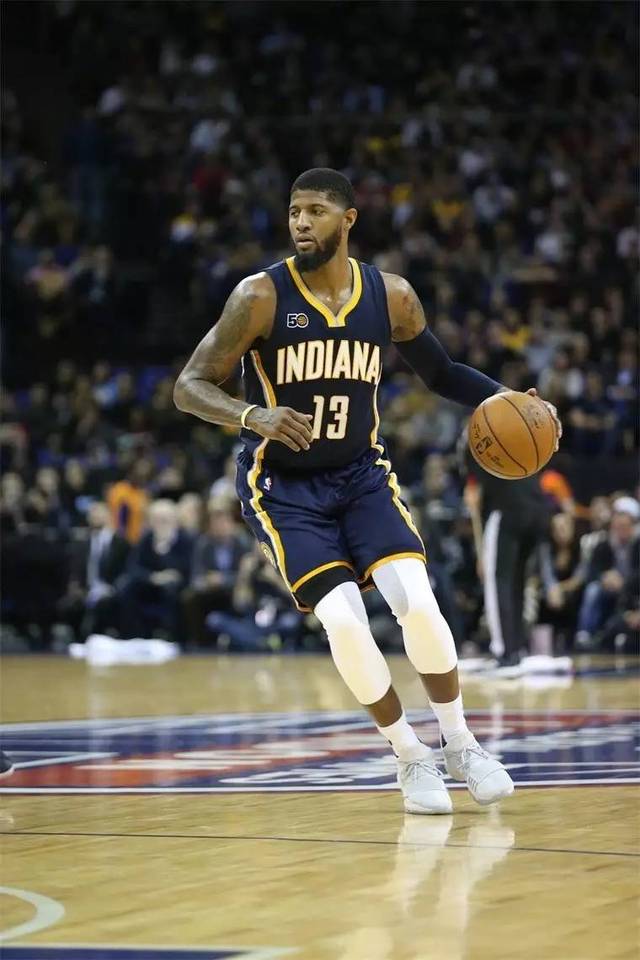 的关键发球 的关键发球